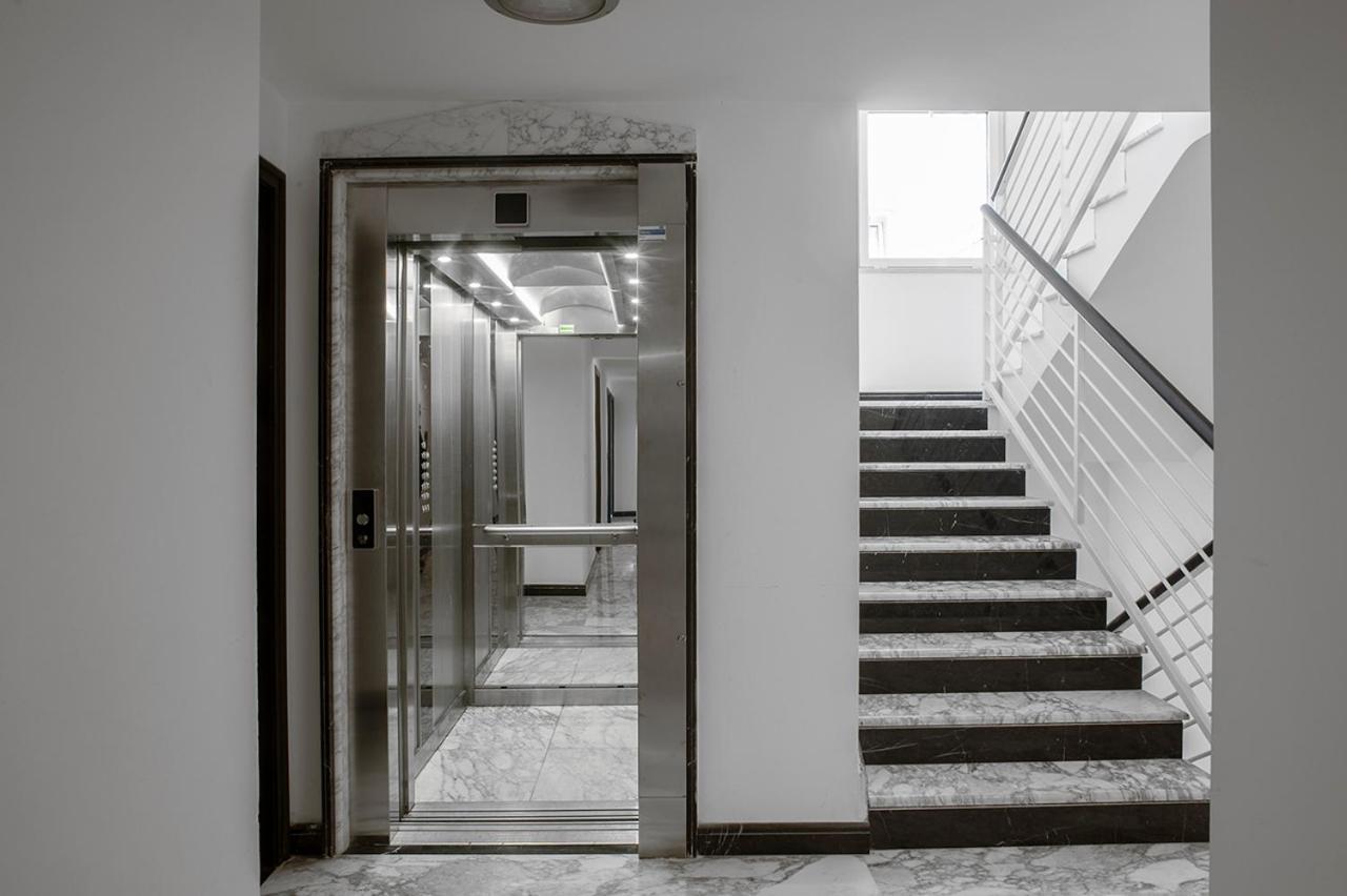Penthouse 40 In Trastevere With Seasonally Jacuzzi Rzym Zewnętrze zdjęcie